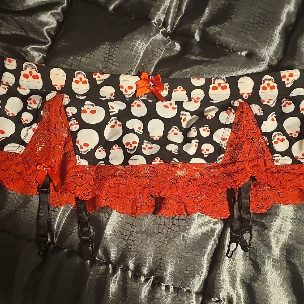 Trashy Lingerie Garter Skirt And Top